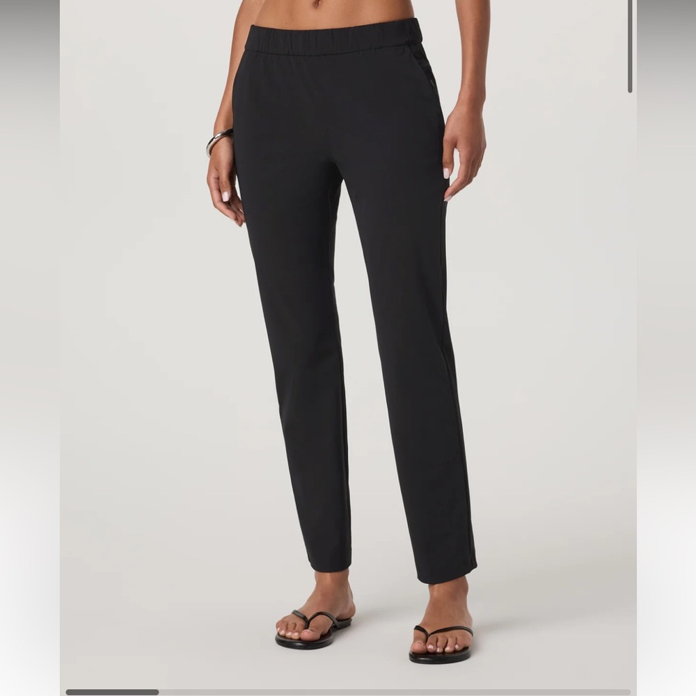Vuori Black miles ankle pant XS
